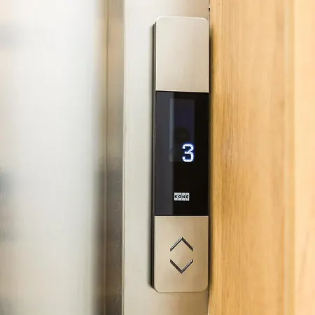 Apartment Rest - Jezyce, Szamarzewskiego - Prywatny Garaz, Self Check In 24h *