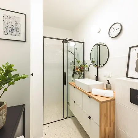 Rest - Jezyce, Szamarzewskiego - Prywatny Garaz, Self Check In 24h Πόζναν