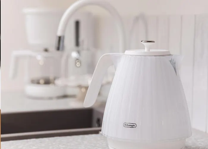 Rest - Jezyce, Szamarzewskiego - Prywatny Garaz, Self Check In 24h Apartment